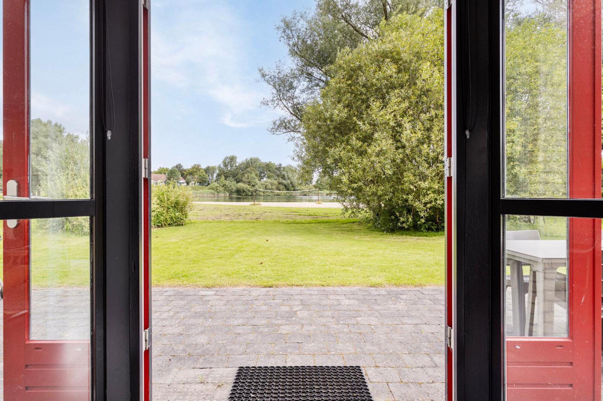Vakantiehuis Aan Het Water -Incl Laadpaal- Ewijk Buitenkant foto
