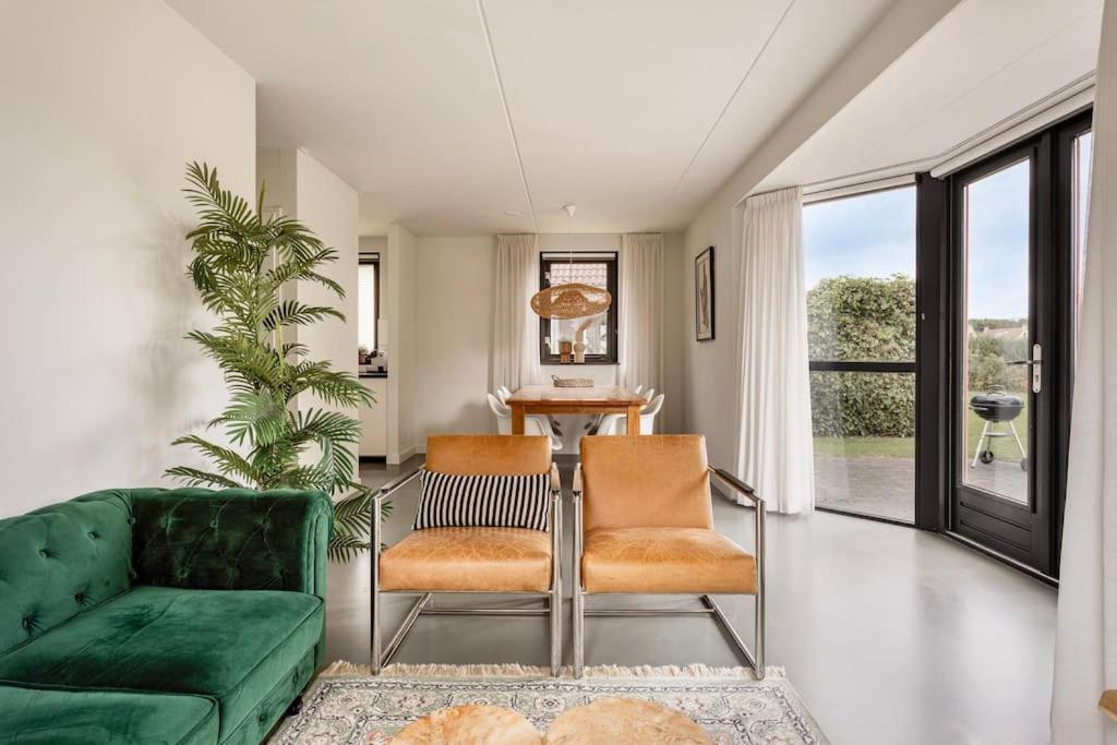 Vakantiehuis Aan Het Water -Incl Laadpaal- Ewijk Buitenkant foto