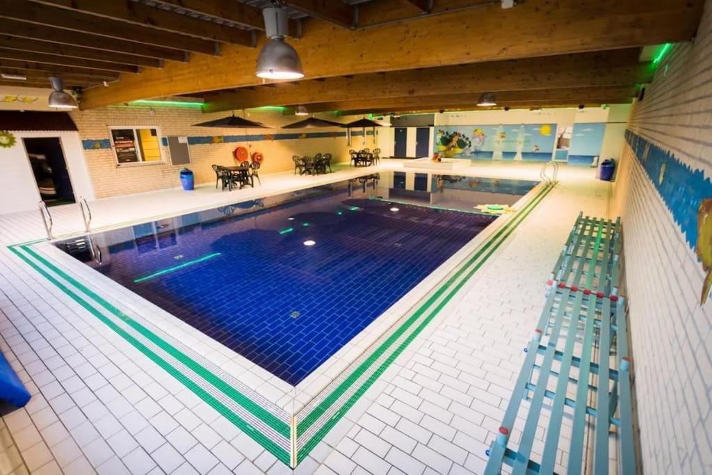 Vakantiehuis Aan Het Water -Incl Laadpaal- Ewijk Buitenkant foto